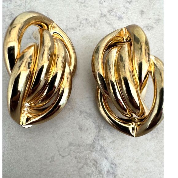 Vintage 80s Gold Loop Statement Clip-Ons - Picture 2 of 5
